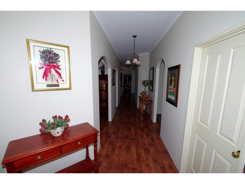 11 Yarrunga Close, Jane Brook WA 6056