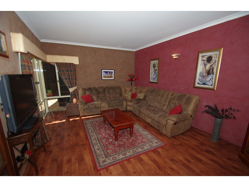 11 Yarrunga Close, Jane Brook WA 6056