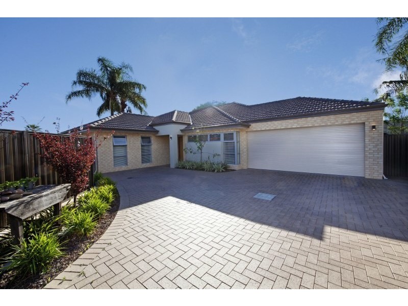 15b Lowth Road, Beckenham WA 6107