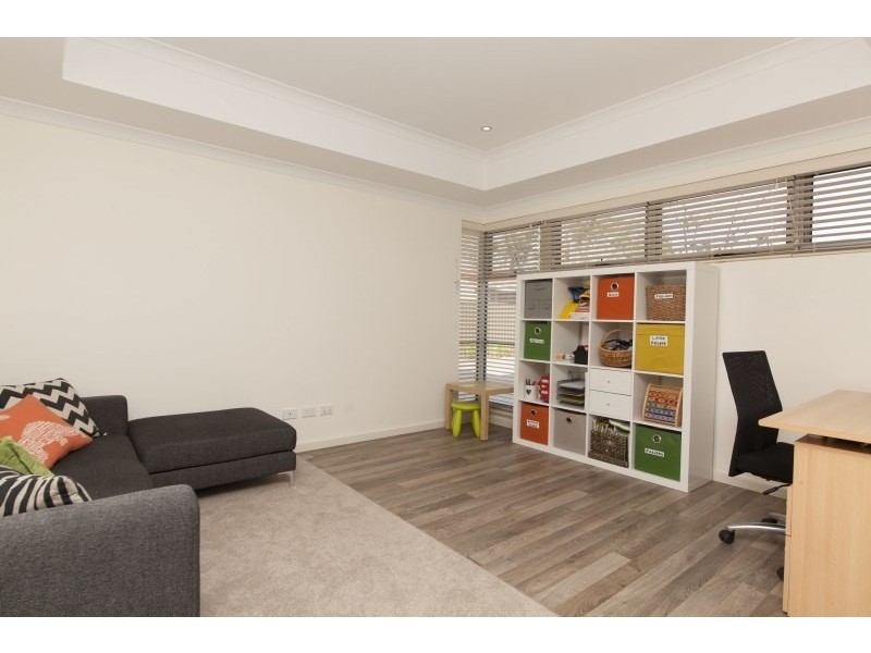 15b Lowth Road, Beckenham WA 6107