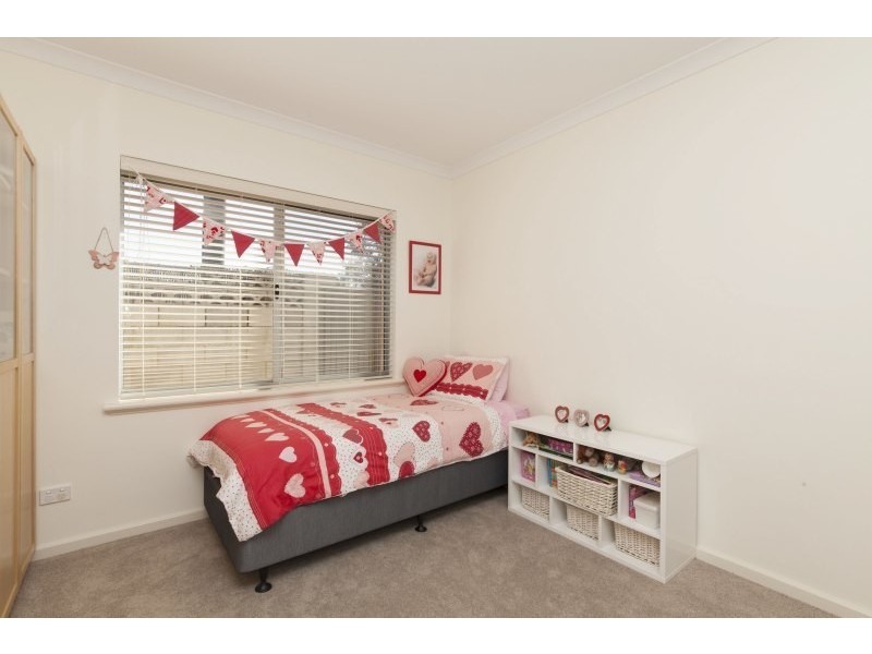 15b Lowth Road, Beckenham WA 6107