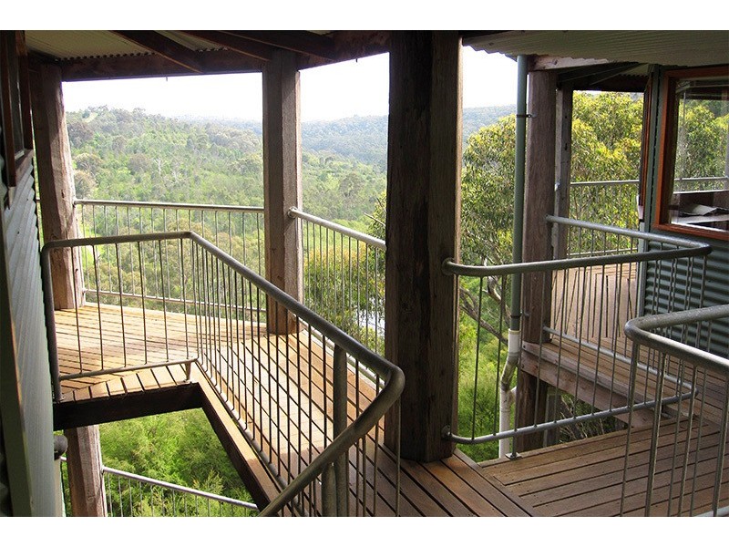 720 Henley Road, Bend Of Islands VIC 3097