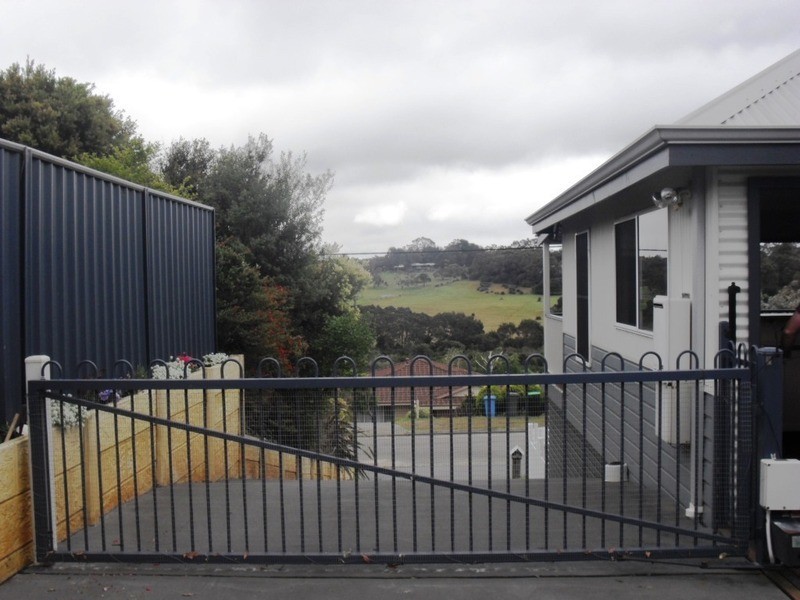 34 Premier Circle, Spencer Park WA 6330