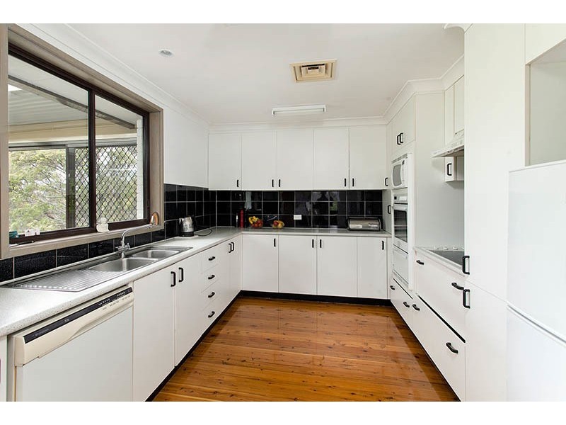 6 Albion Place, Engadine NSW 2233