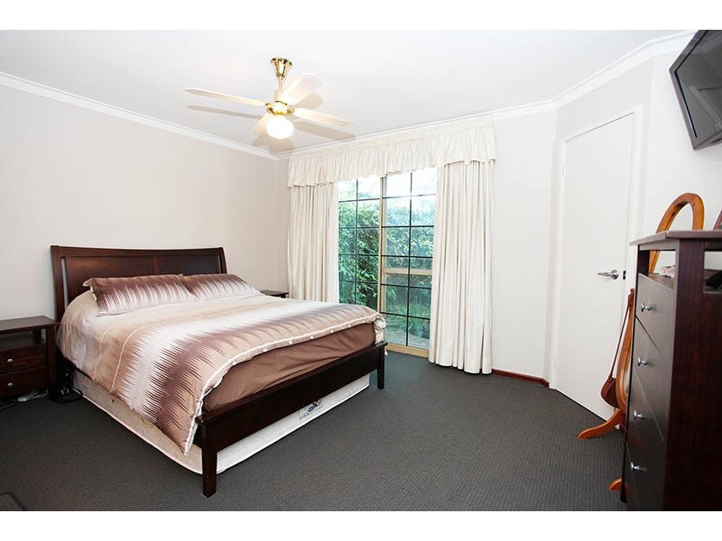 11 Cheyne Close, Thornlie WA 6108