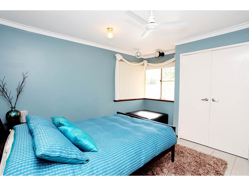 11 Cheyne Close, Thornlie WA 6108