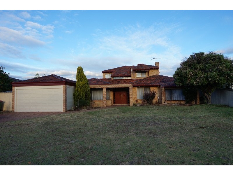 63 Dickenson way, Booragoon WA 6154