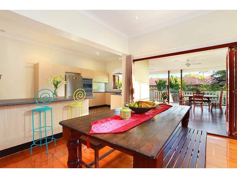 75 Waterton Street, Annerley QLD 4103