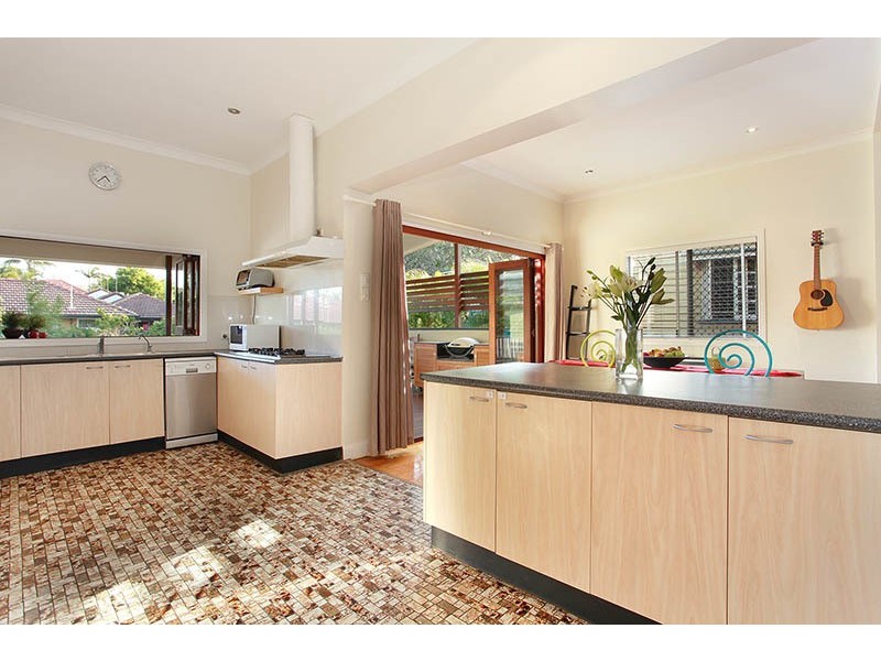 75 Waterton Street, Annerley QLD 4103