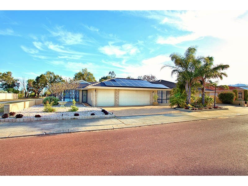 18 Placid Waters Parade, Coodanup WA 6210