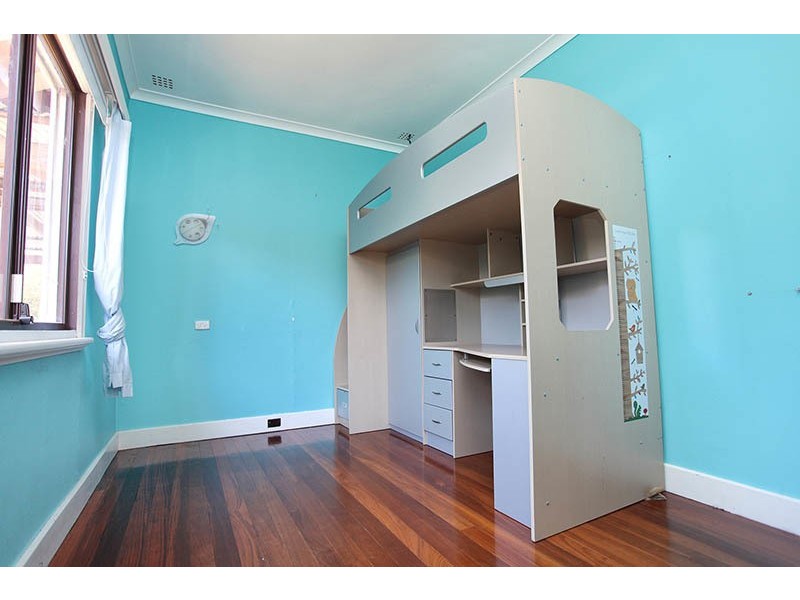 11 Grieves Street, Harvey WA 6220