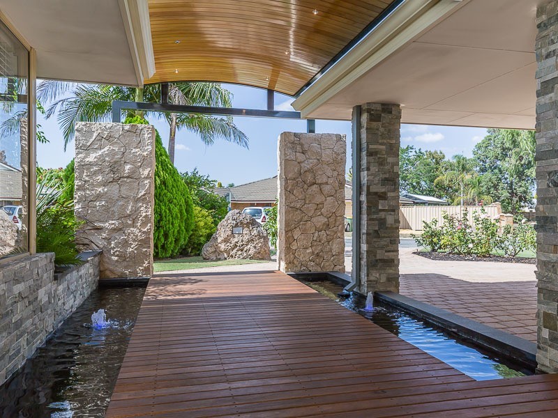 10 Caladenia Place, Canning Vale WA 6155