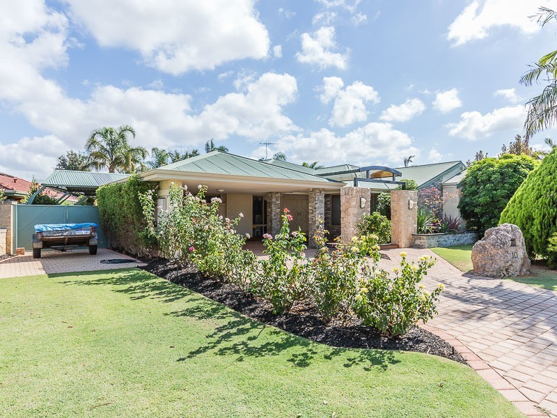 10 Caladenia Place, Canning Vale WA 6155