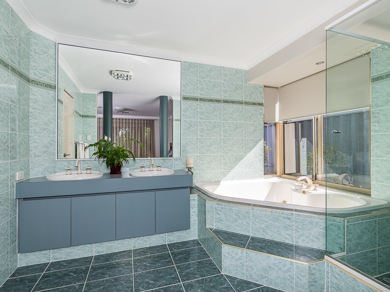 10 Caladenia Place, Canning Vale WA 6155