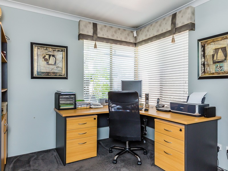 10 Caladenia Place, Canning Vale WA 6155