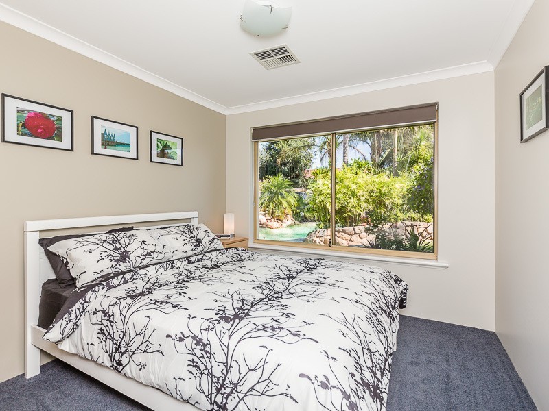 10 Caladenia Place, Canning Vale WA 6155