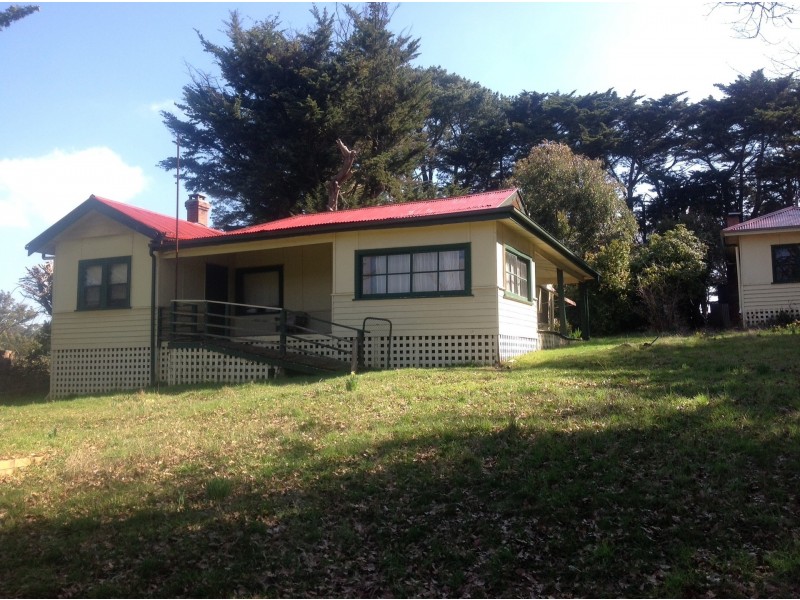 120 Muntz Road, Woodend VIC 3442