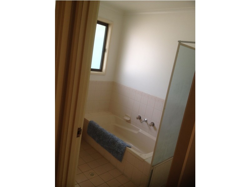 2 Myall Street, Roxby Downs SA 5725