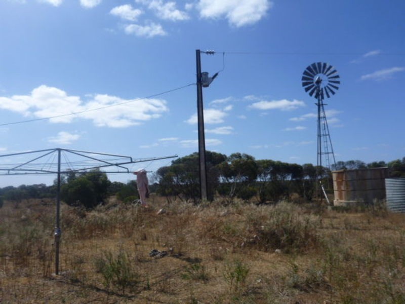 324 Knight Road, Claypans SA 5238