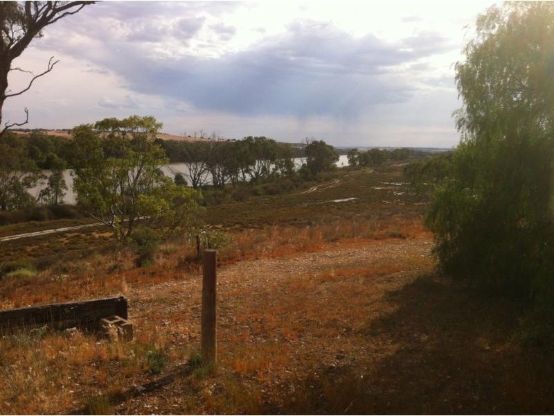 5 Rocky Point Road, Mannum SA 5238