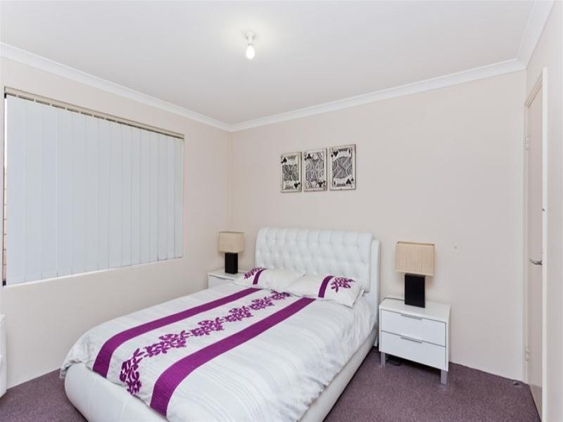 4/289  Wharf Street, Queens Park WA 6107