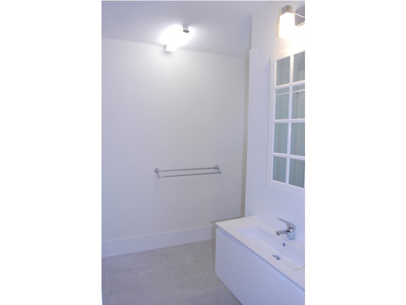 12/12  Eric Street, Como WA 6152