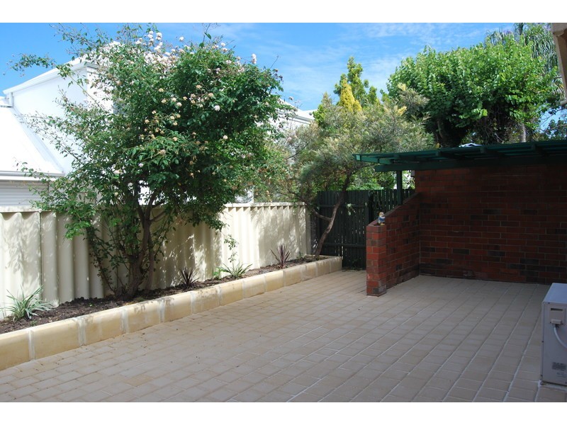 12/12  Eric Street, Como WA 6152