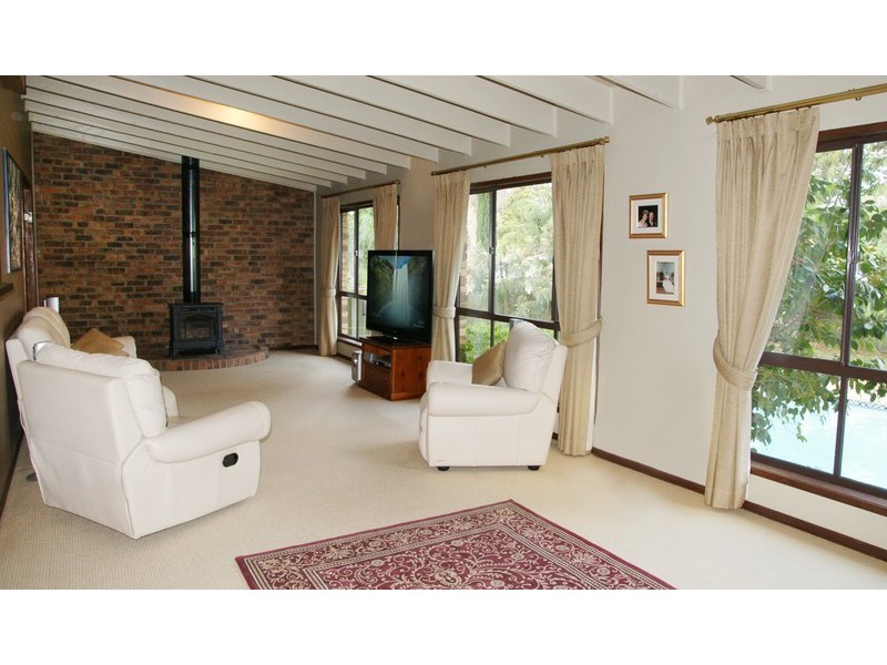 7 Langdon Road, Baulkham Hills NSW 2153