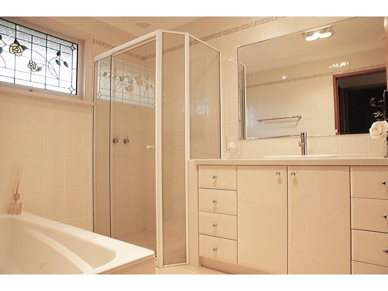 7 Langdon Road, Baulkham Hills NSW 2153