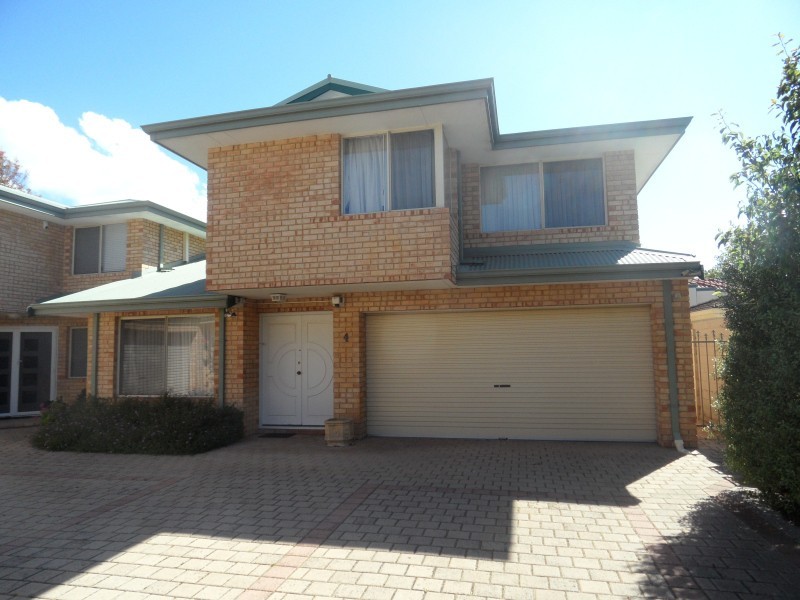 4/21 Fletcher St, Applecross WA 6153