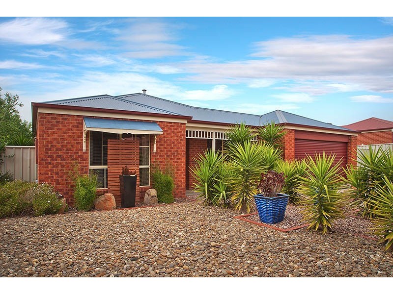 67 Arthurs Crescent, Strathfieldsaye VIC 3551