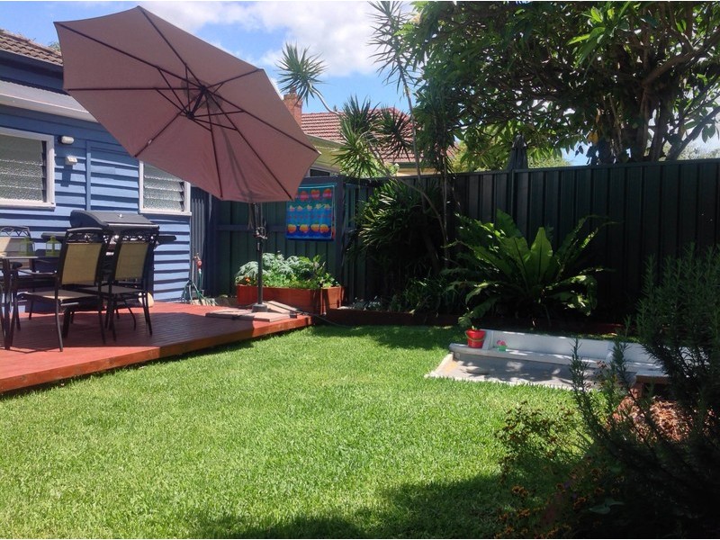 9 Tarin Street, Mayfield NSW 2304