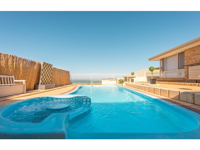 54 Bellimos Drive, Wandina WA 6530