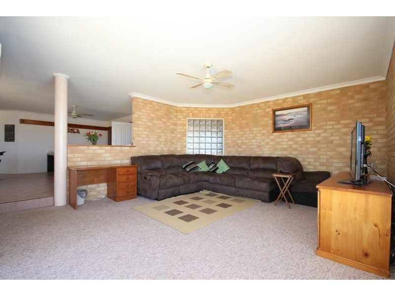 54 Bellimos Drive, Wandina WA 6530