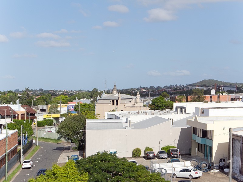 77 Jurgens Street, Woolloongabba QLD 4102