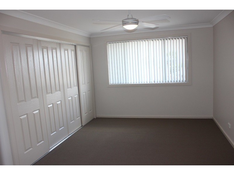 1 or 2/3 Pioneer Road, Hunterview NSW 2330