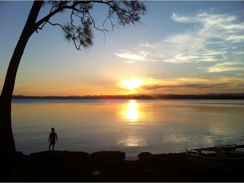 128 Beach Road, Wangi Wangi NSW 2267