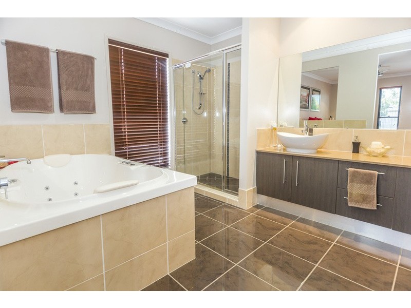 43 Creekside Drive, Narangba QLD 4504