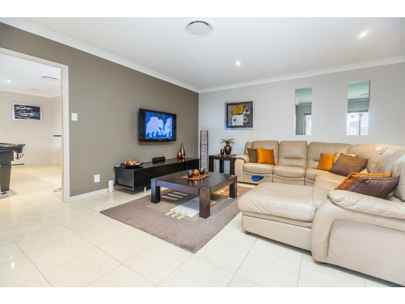 43 Creekside Drive, Narangba QLD 4504