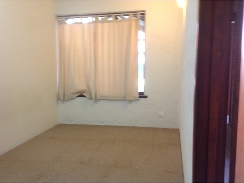 36B Sussex Road, Forrestfield WA 6058