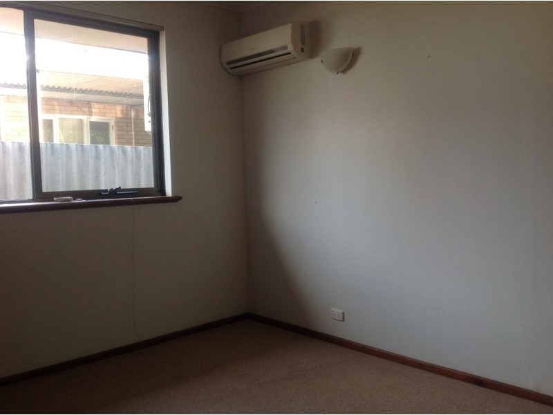 36B Sussex Road, Forrestfield WA 6058