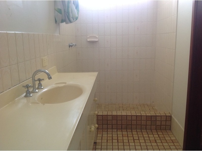 36B Sussex Road, Forrestfield WA 6058