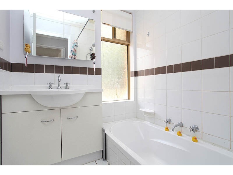 69 Challenger Avenue, Parmelia WA 6167