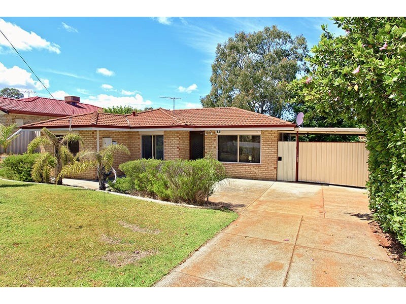 69 Challenger Avenue, Parmelia WA 6167