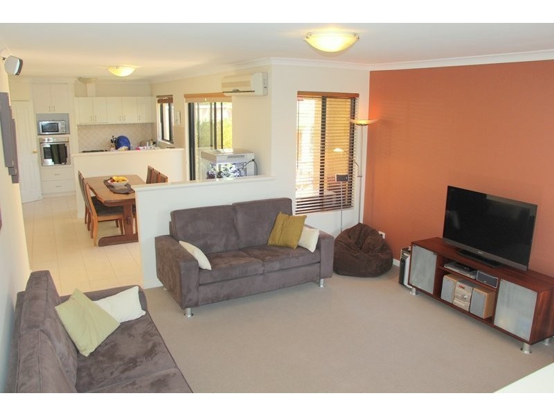 4C Muirdick Street, Innaloo WA 6018