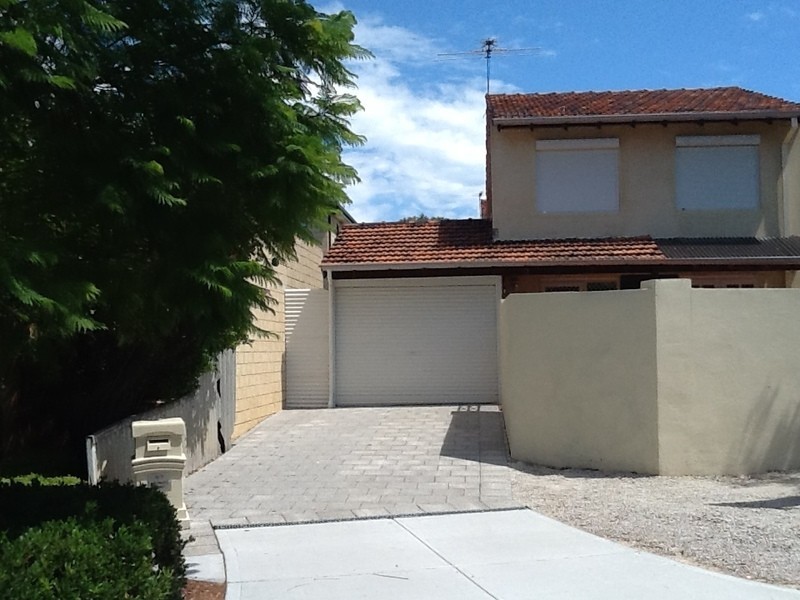 3/7 Mount Henry Road, Como WA 6152