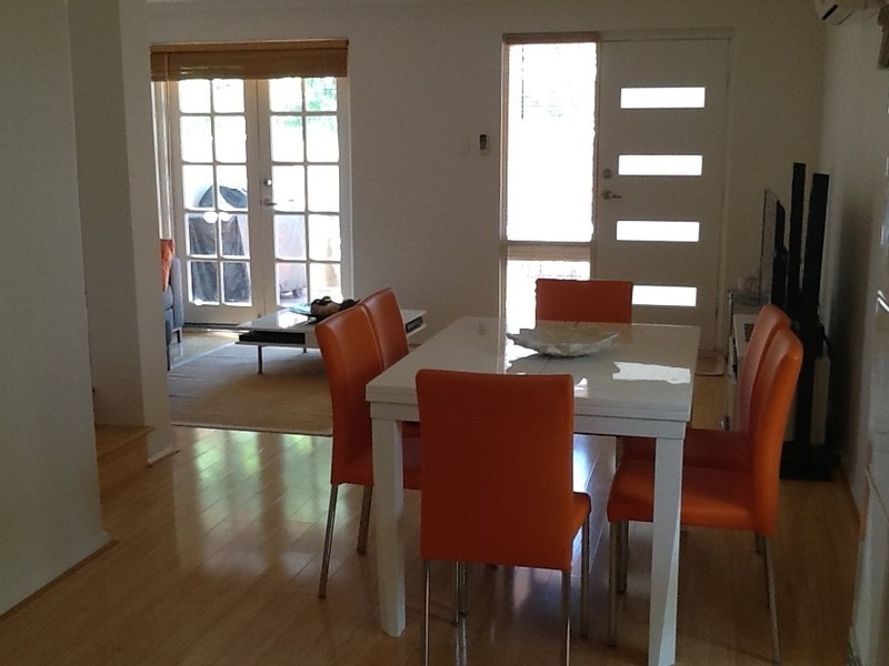 3/7 Mount Henry Road, Como WA 6152