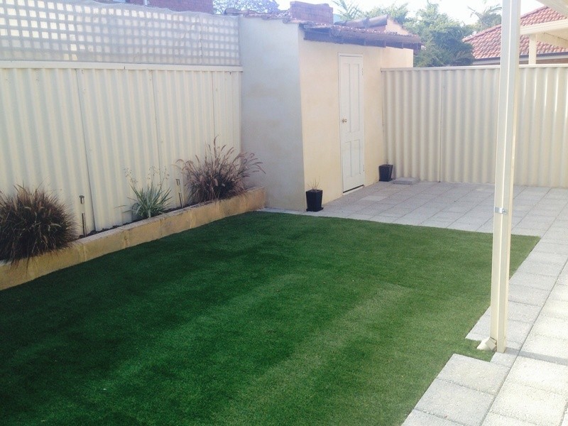 3/7 Mount Henry Road, Como WA 6152