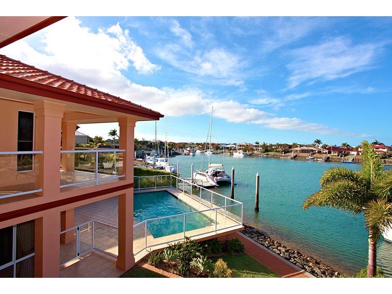 5 Martingale Court, Raby Bay QLD 4163