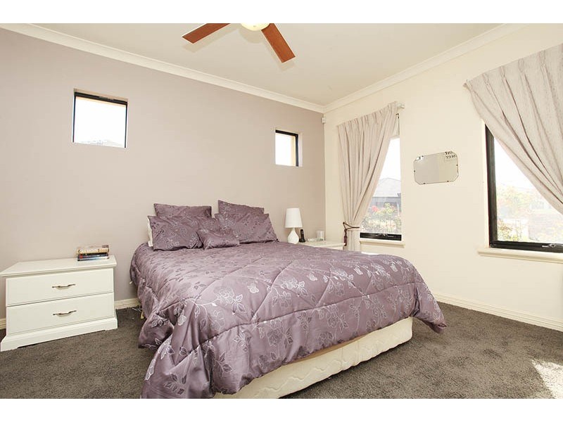 17 Sumner Mews, Landsdale WA 6065